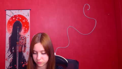 Mia online show from December 22, 10:35 pm