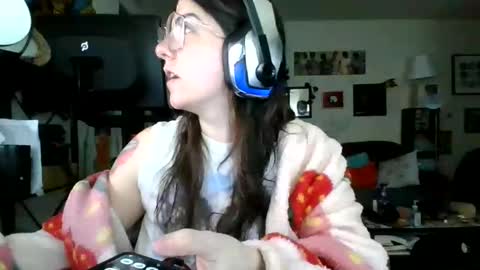 MissMona online show from February 4, 11:46 am