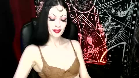 MissMoonDoll online show from January 31, 4:03 am