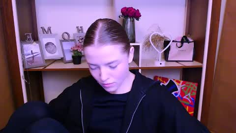 Olivia online show from January 26, 7:53 am