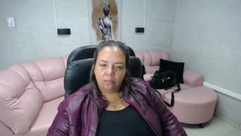 Penelope online show from January 24, 12:10 pm