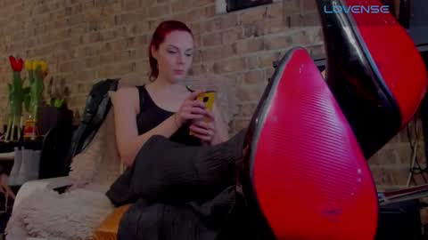 Miss Venus online show from March 9, 8:50 am