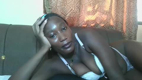 pretty gal online show from February 8, 12:09 pm