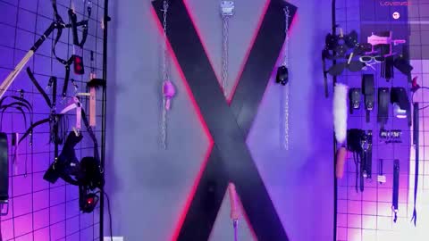 missscarlet_ela_bdsm online show from December 21, 4:28 am