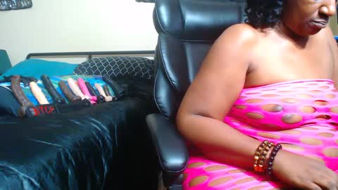 MissTajaa online show from October 5, 3:28 pm