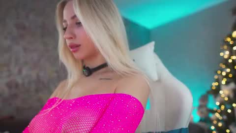 Eva online show from December 16, 9:20 pm