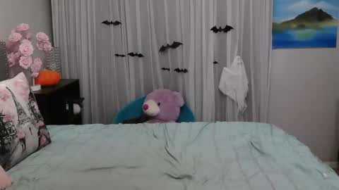 Missy online show from October 22, 4:17 am