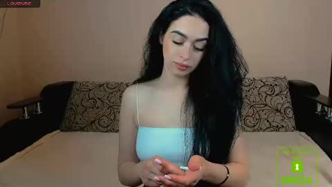 mistic_fox online show from May 19, 5:42 pm
