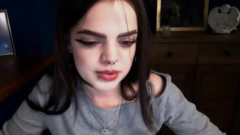 Ines online show from November 27, 5:38 pm