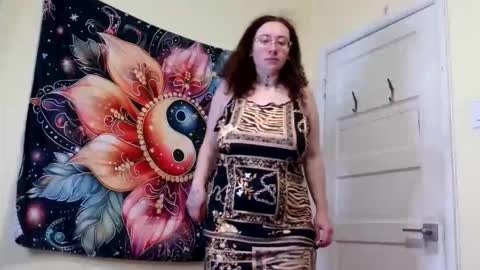 Mistress Kaha online show from April 1, 7:00 pm