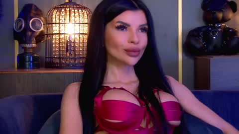 Elenia online show from February 23, 10:04 am