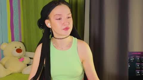 alice online show from March 8, 10:02 pm