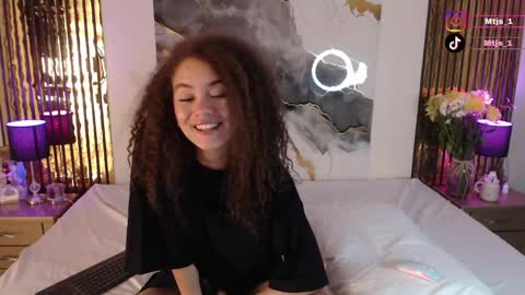 Mtica Brennet online show from April 17, 6:04 am