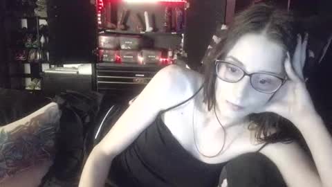 Mizz Bonez online show from February 17, 4:56 am