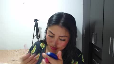 Catalina online show from February 12, 5:09 am