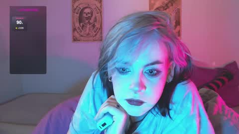 Molly Crow online show from December 12, 11:14 pm