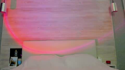 Molly Hunt online show from March 3, 3:56 am