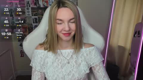 Molly online show from October 2, 1:43 am