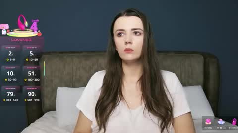 Molly online show from December 16, 5:02 am