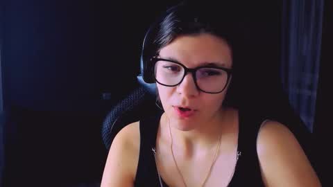  KIRA  online show from January 16, 6:59 pm