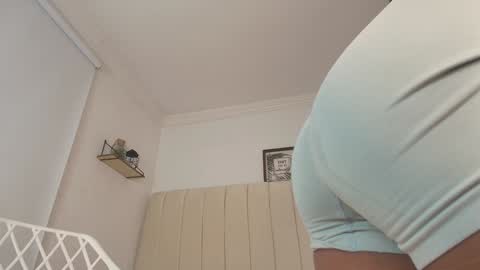 Molly  online show from December 16, 11:07 pm