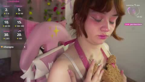 mollysb_05 online show from October 20, 4:10 pm