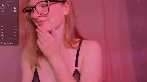 mollytucker online show from October 15, 4:31 pm