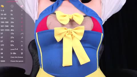 momo online show from June 3, 3:39 pm