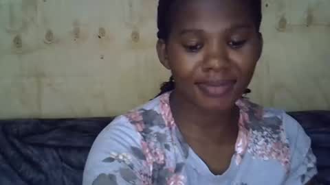 momsdoll online show from May 24, 6:23 am