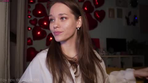 Monia Help me get 20000 subscribers online show from March 6, 4:17 pm