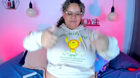 aleja      independent model       online show from February 28, 12:10 am