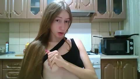 Monica online show from October 17, 9:29 pm