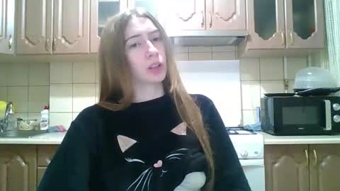 Monica online show from January 16, 10:28 pm