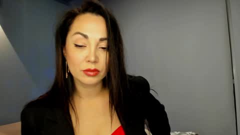 monica_weisss online show from January 31, 8:43 pm