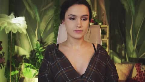 monica online show from May 21, 2:20 am