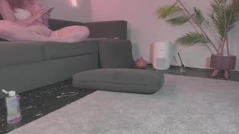 Monica online show from February 20, 6:26 am