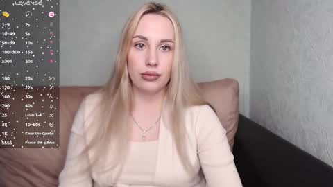 Monika online show from November 3, 12:09 pm