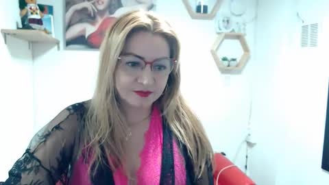 monserrat online show from March 29, 7:02 pm