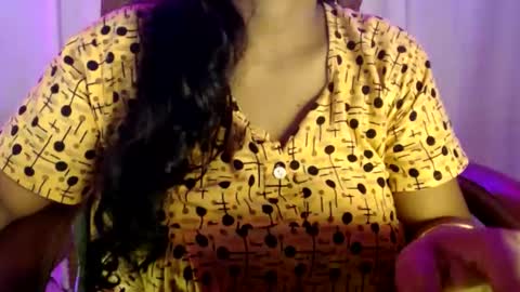 Maya online show from September 10, 1:22 pm