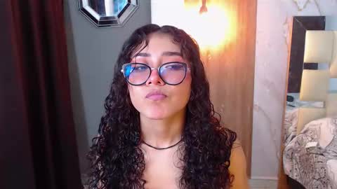 moon_and_fire_ online show from February 5, 6:27 am