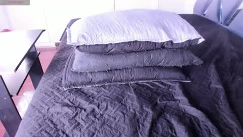 Luna  online show from September 25, 7:34 pm