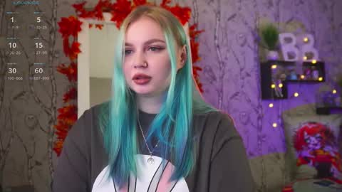 Emilia online show from September 29, 9:03 am