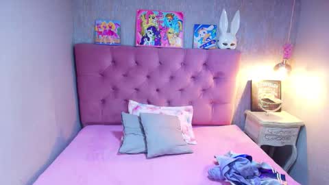 Charlotte online show from April 16, 6:51 pm