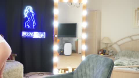 Jane online show from January 25, 5:51 am