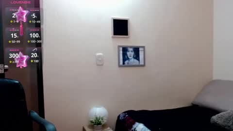 Moriah online show from March 4, 7:22 pm