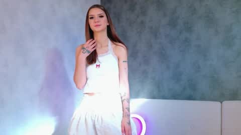 Emilia online show from May 31, 3:56 am