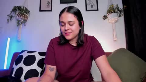 Laura online show from October 15, 4:15 am