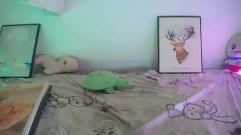 Miuu online show from April 6, 8:48 am