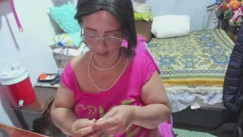 mrs_mommy online show from March 14, 12:22 am