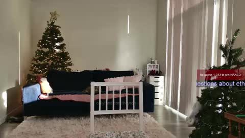 R o r i  SnapChat heyroriv2 wednesday - sunday Noon oclock mountain - 5pm mountain online show from January 17, 3:41 pm